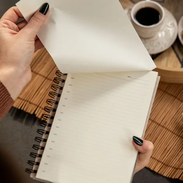 Agenda weekly planneur intemporel en papier recyclé I Plusieurs illustrations - Image 18