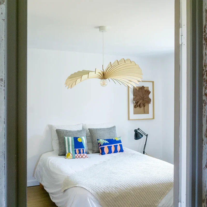 Suspension en bois design made in France - Aigle - Image 5
