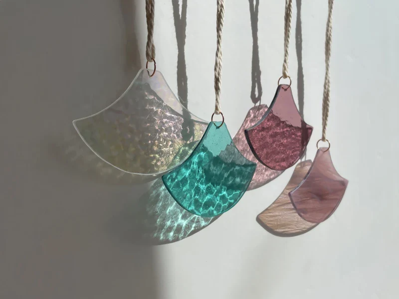 Attrape soleil en verre recyclé, fait main - Image 2