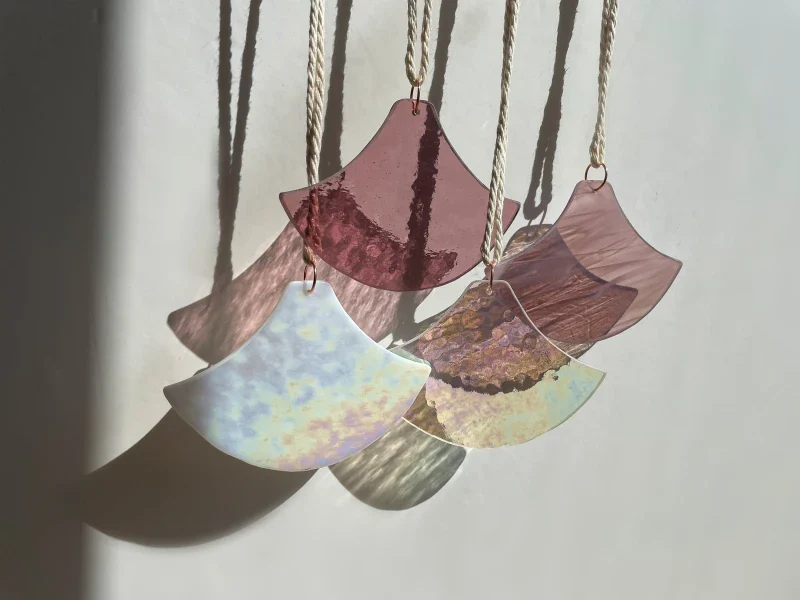 Attrape soleil en verre recyclé, fait main - Image 4