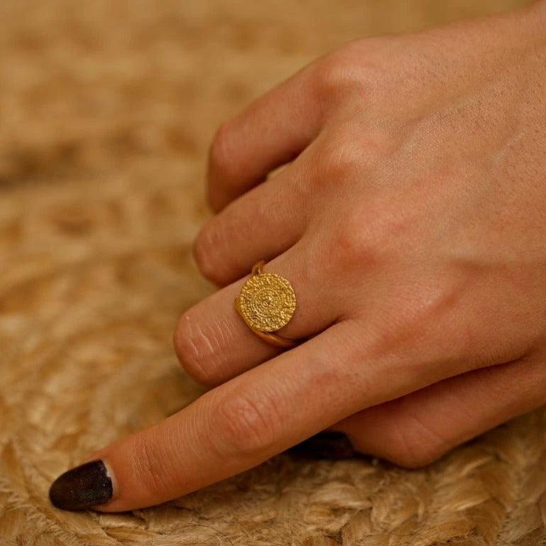 Bague dorée ajustable - Maia - Image 2