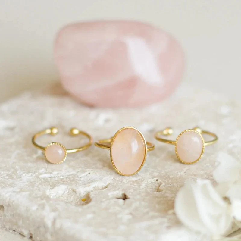 Bague petite ajustable en quartz rose - Image 3