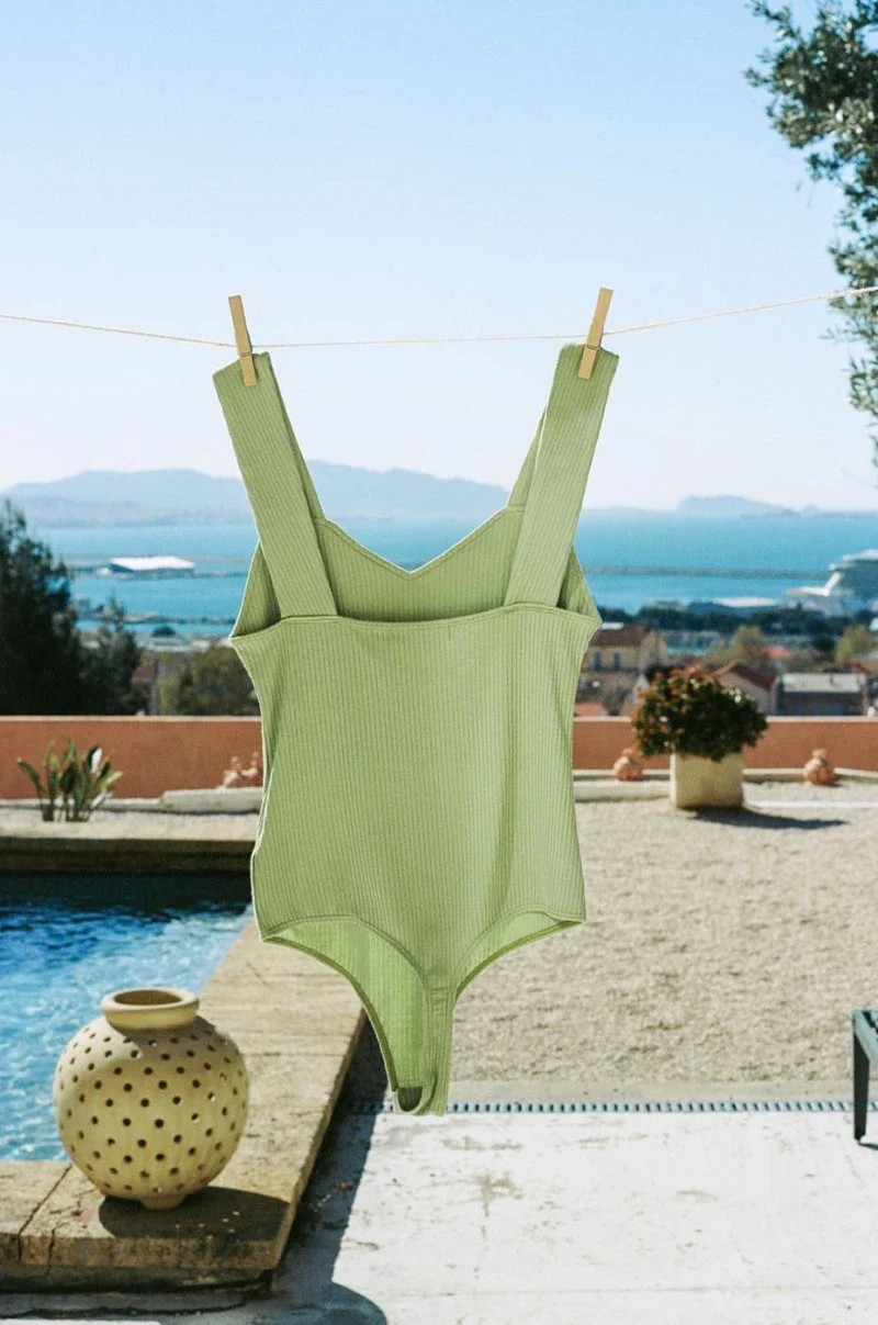 Body vert en maille côtelé à bretelles - Alysse - Image 6