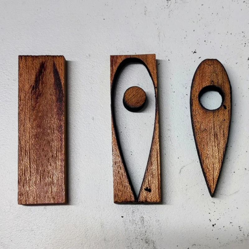 Boucles d'oreilles en bois surcyclé - Image 9