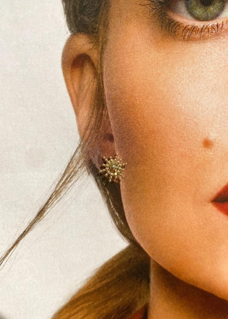 Boucles d’oreilles dorées - Soleil - Image 3