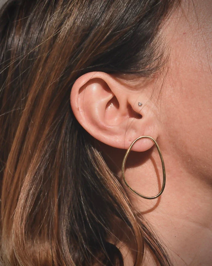 Boucles d'oreilles dorées ovales  - Esa - Image 2