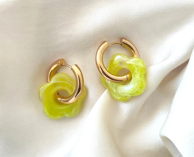 Boucles d'oreilles en forme de fleurs - Suzanne - Image 10