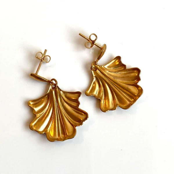 Boucles d'oreilles faites main dorée I Feuille Théodora - Image 2