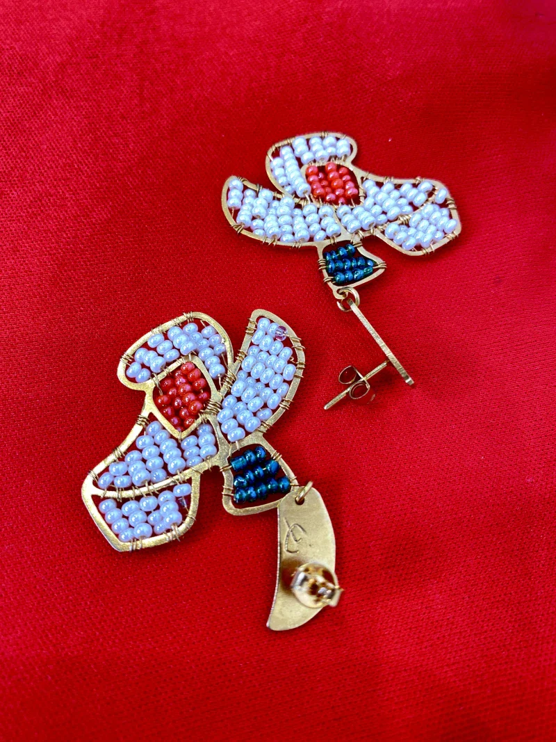 Boucles d'oreilles perlées - Fleurs voltigeuses - Image 2