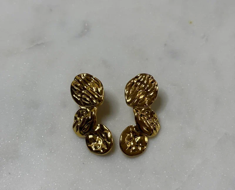 Boucles d'oreilles torsadées doré - Leocadia - Image 2