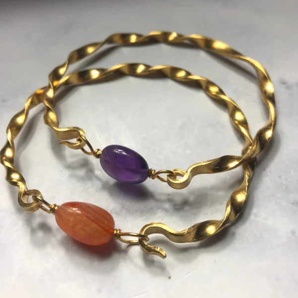 Bracelet doré tressé avec pierre semi-précieuse - Image 11