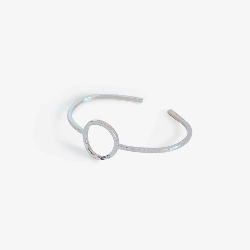 Bracelet en argent martelé - Karina - Image 3