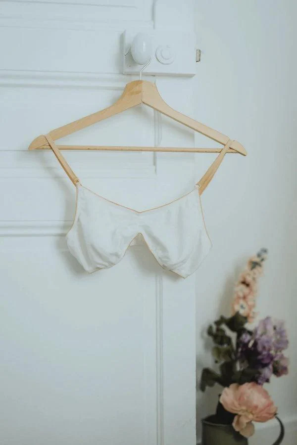 Soutien-gorge en lin bio noir ou blanc - "La Soutenue" - Image 15