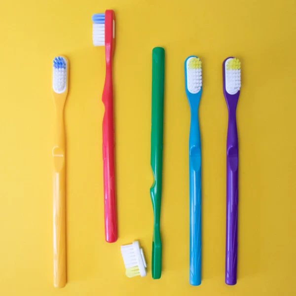 Brosse à dents à tête rechargeable - Plusieurs coloris - Image 3