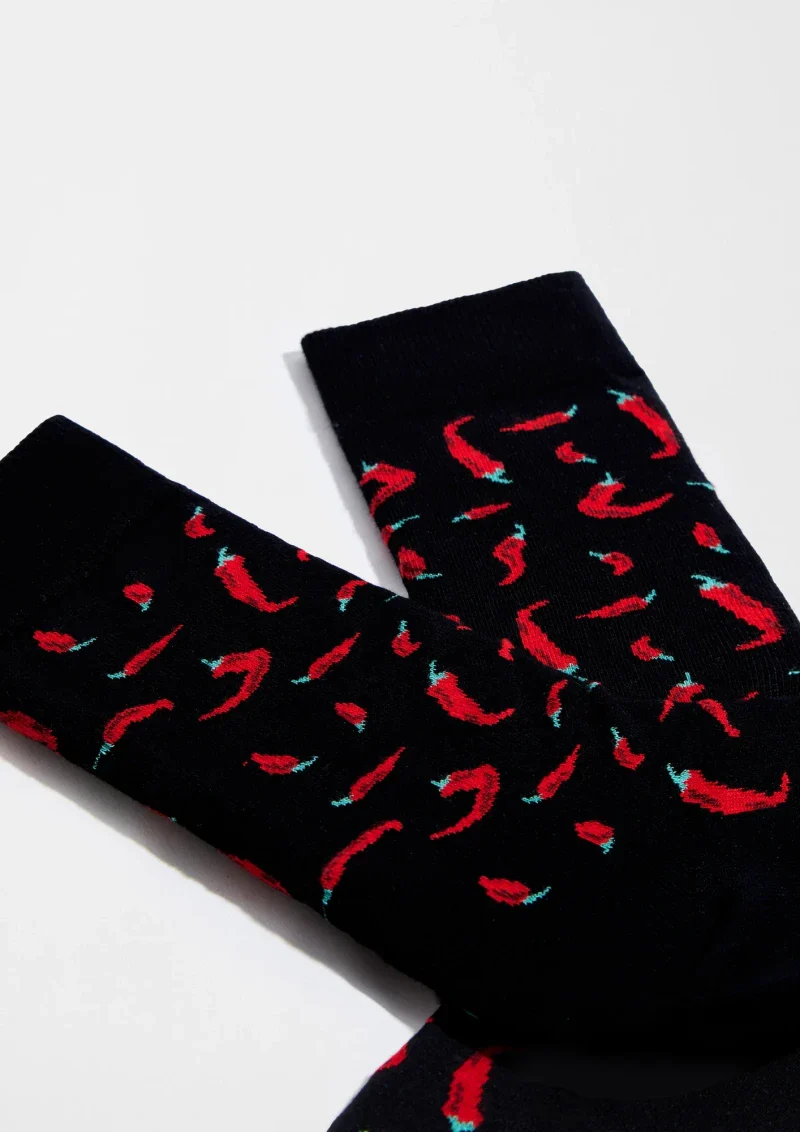 Chaussettes en coton bio - Noir avec Chili piment rouge - Image 2