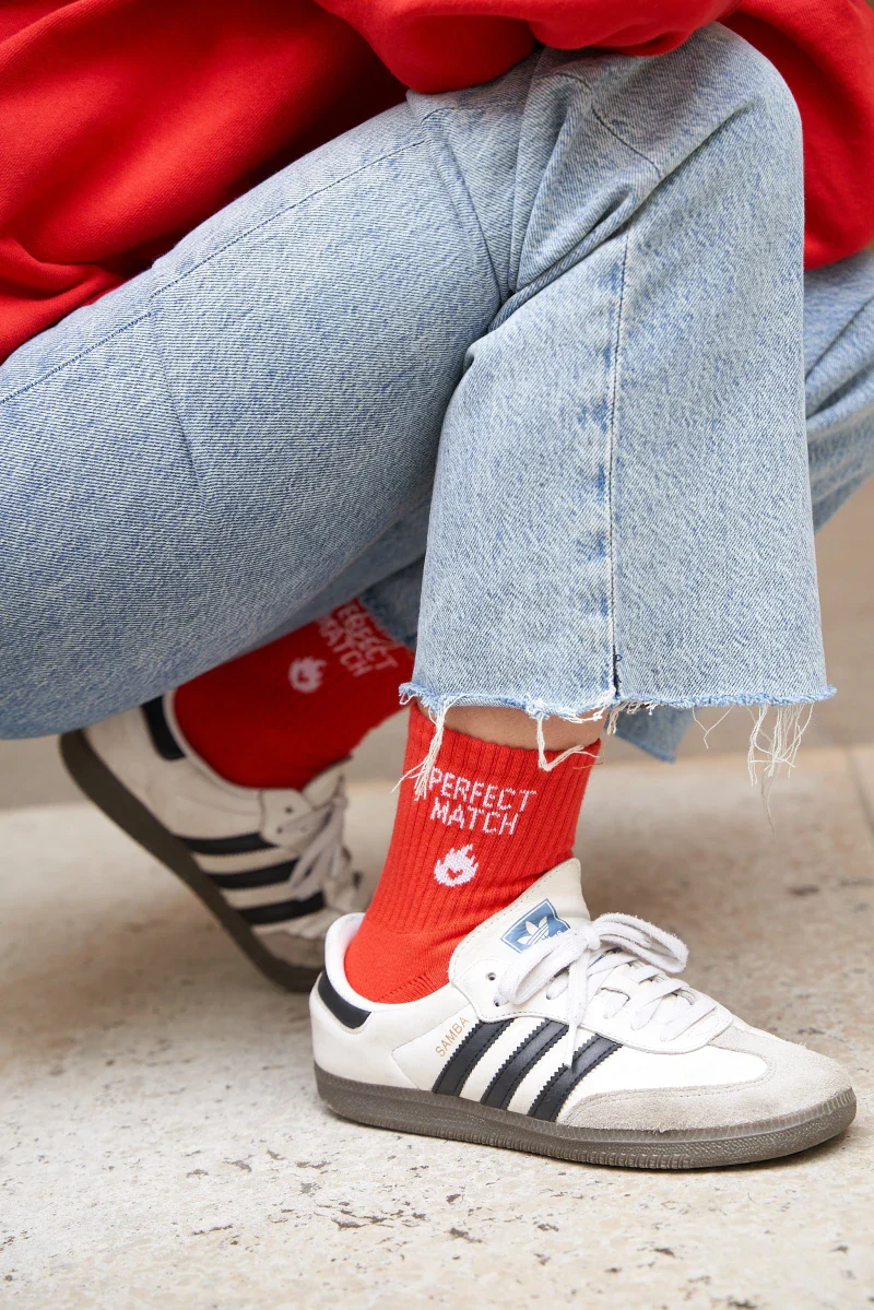 Chaussettes unisexes rouges "Perfect Match" - Image 7
