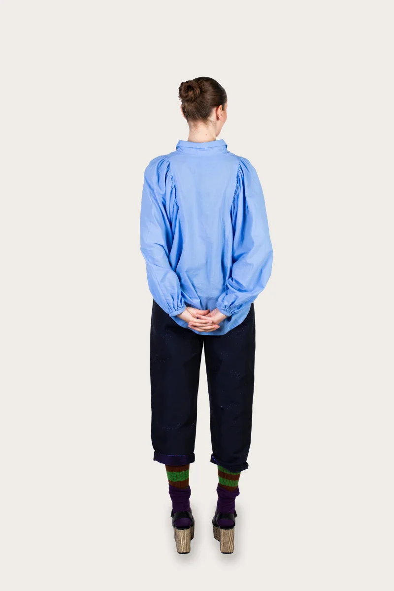 Chemise bleu upcyclée et fabriquer en France - Image 14
