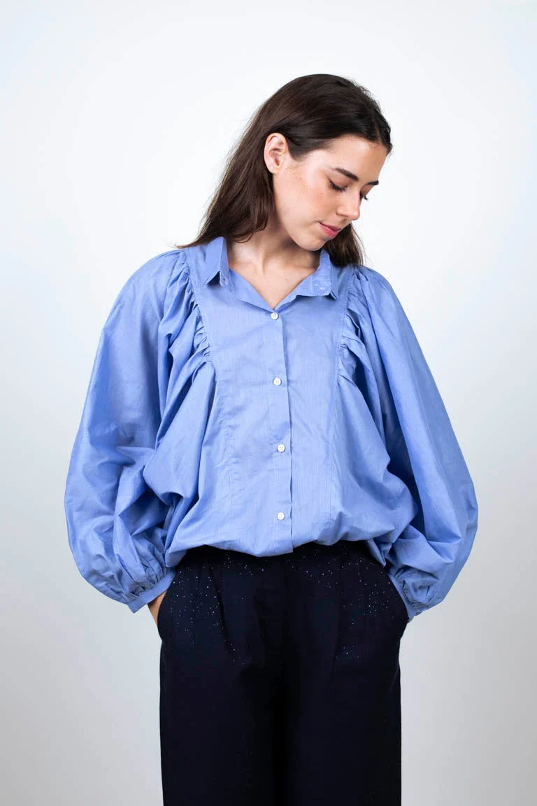 Chemise bleu upcyclée et fabriquer en France - Image 2