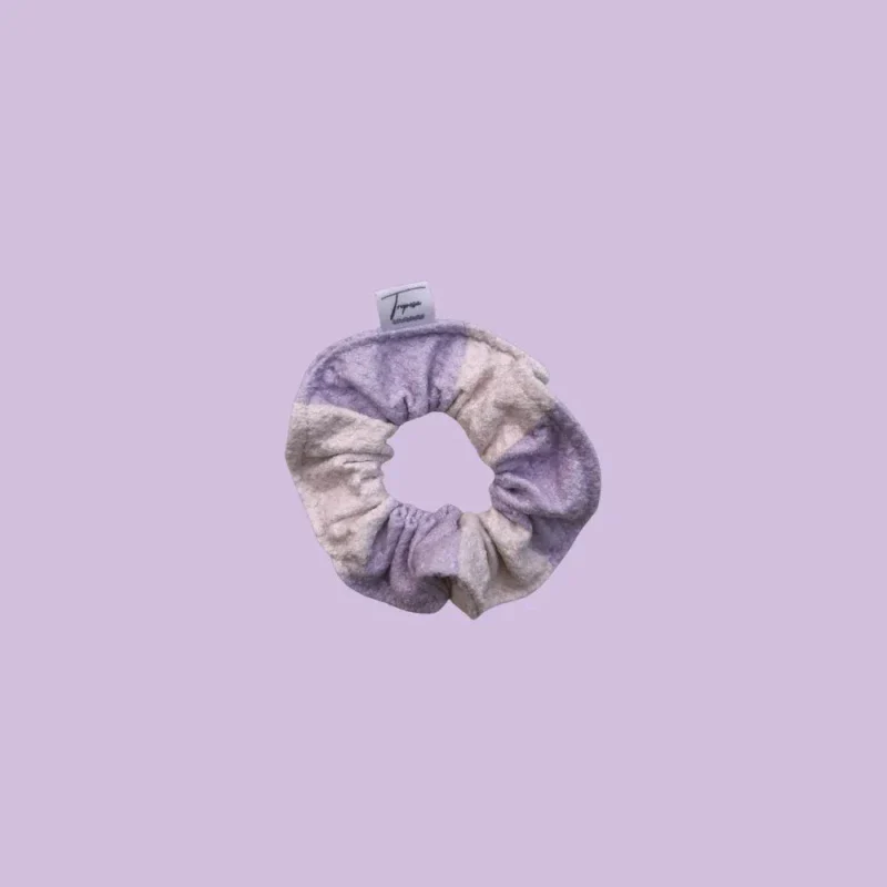 Chouchou upcyclé – Lilas et blanc/crème - Rachel - Image 5