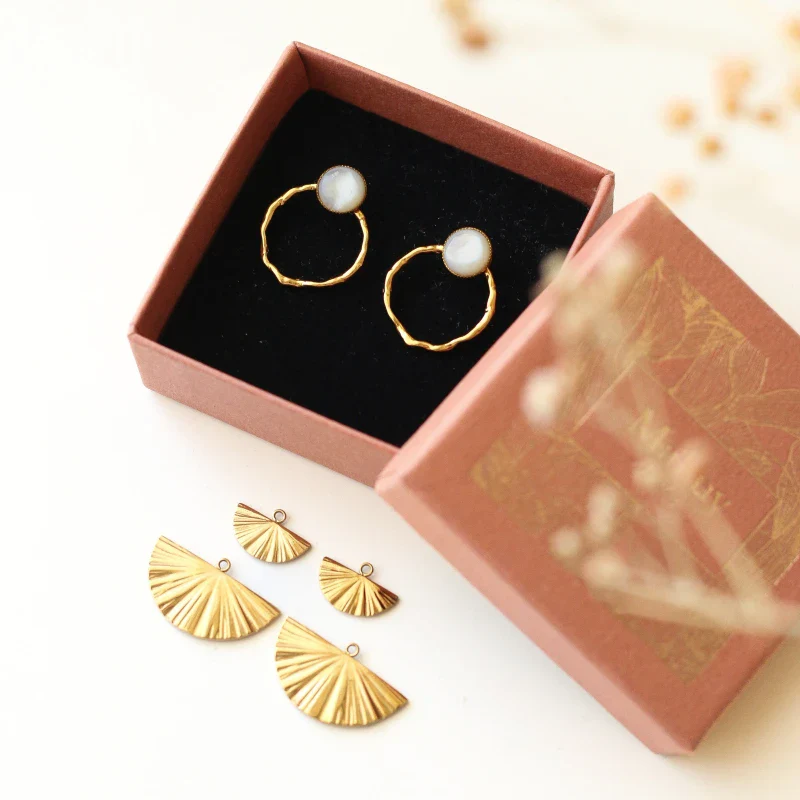 Coffret boucles d'oreilles pampilles interchangeables - Image 6