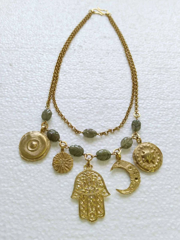Collier double chaine Harmony avec pendentifs et perles - Image 3