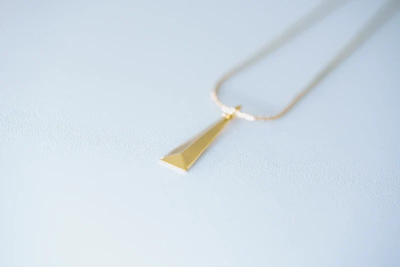 Collier en acier inoxydable fait main avec pendentif losange - Image 3
