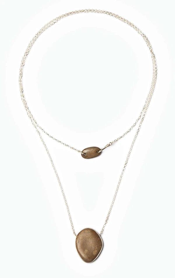 Collier sautoir en argent  avec galet marron - Double Trouble - Image 3