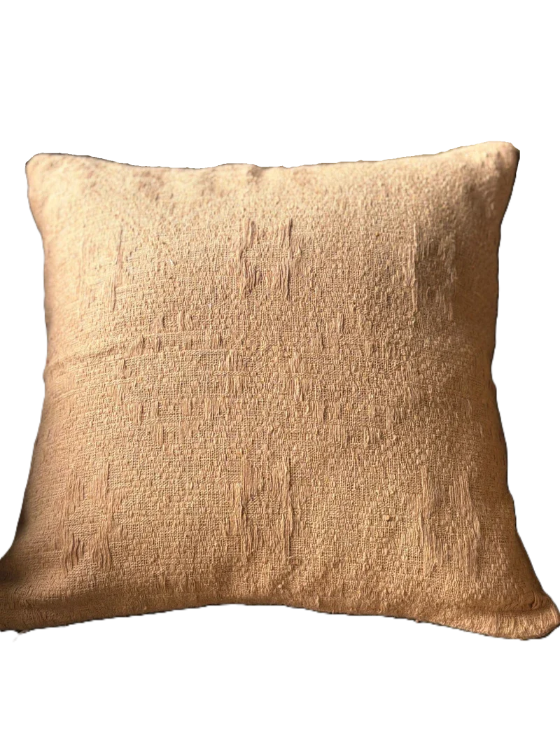 Coussin confortable à impact social - Dokmai Camel - Image 8