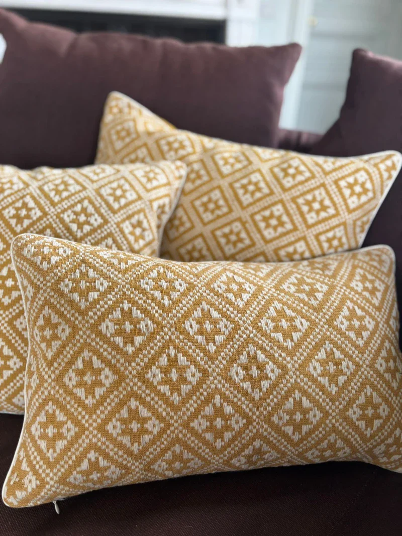 Coussin Dokmai moutarde - Image 10