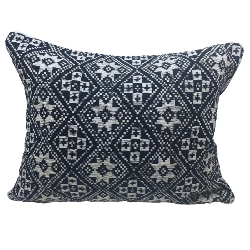 Coussin fait main bleu marine - Dokmai - Image 12