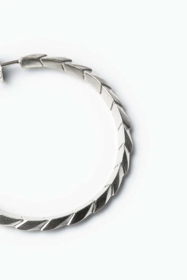 Créoles ciselées en argent - Aman - Image 2