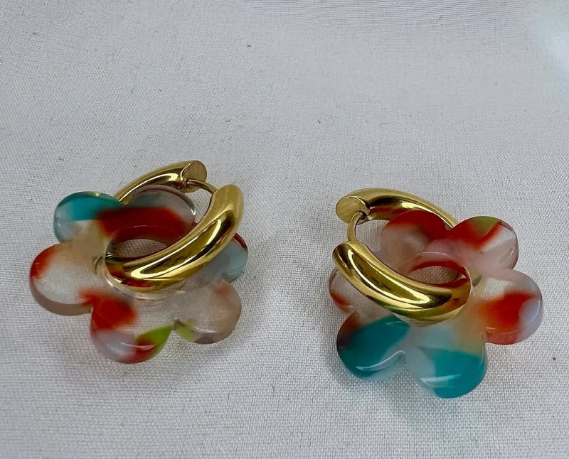 Créoles fleuries colorés - Suzie - Image 6