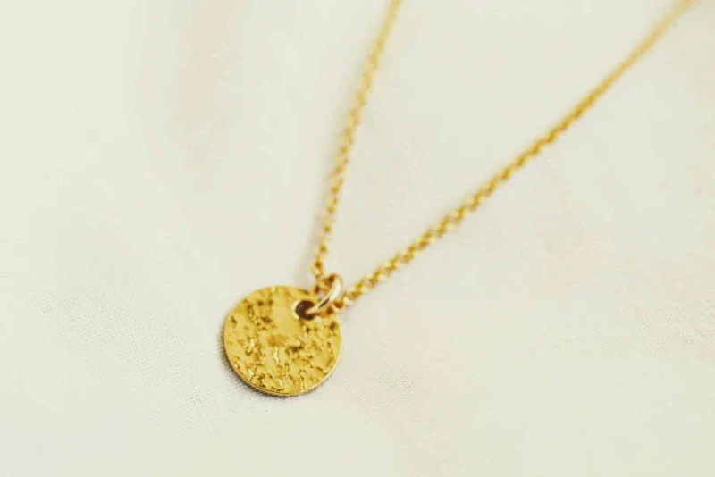 DELICATESSE - Collier fin médaille doré - Image 5