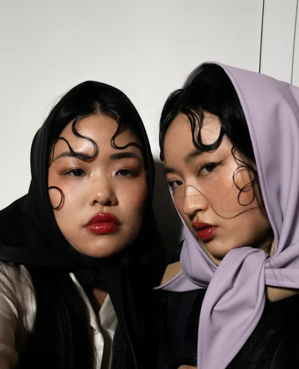 Écharpe Babushka en cuir végan Lila - Image 3