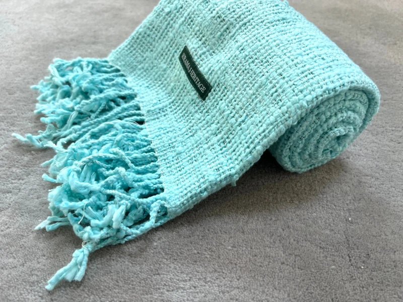 Écharpe en coton avec écrin en palmier tressé - Cyan - Image 2