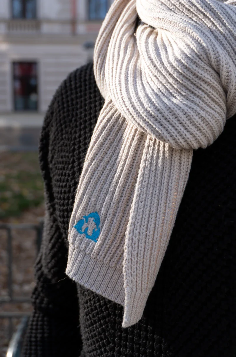 Écharpe végane unisexe en matières recyclées - Alpine - Image 6