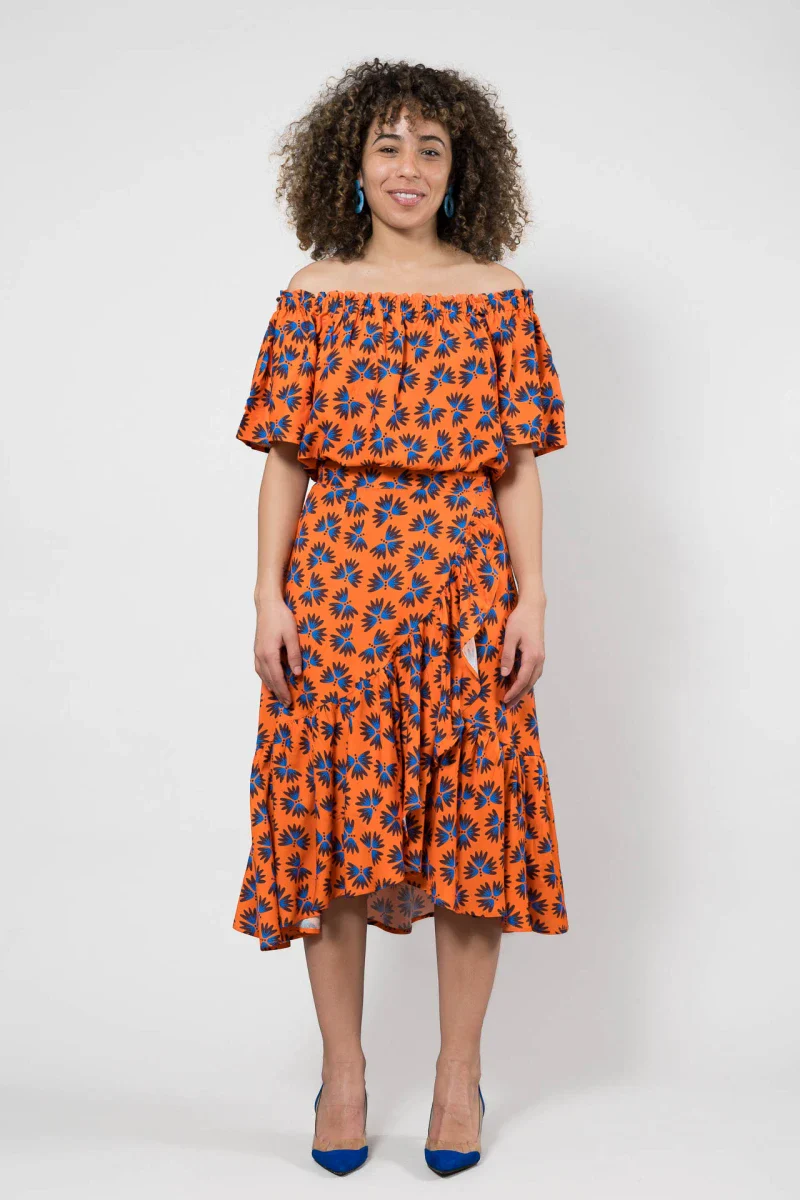 Ensemble Top et jupe asymétrique - Orange à motifs floraux bleue - Image 4