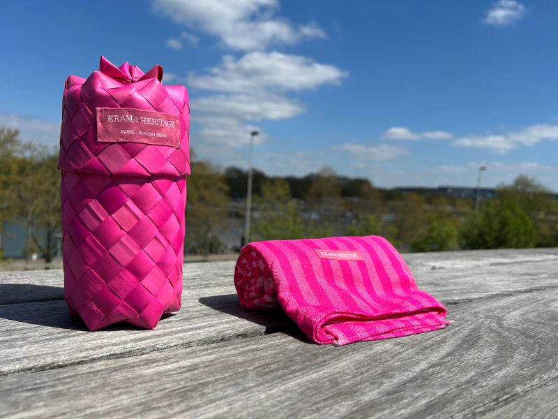 Grande écharpe en coton avec écrin en palmier tressé - Pop Rose - Image 2