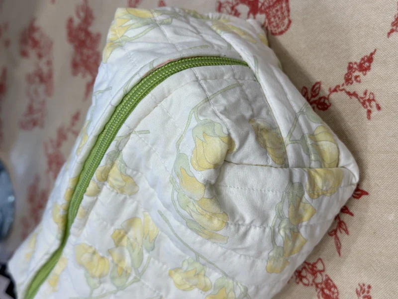 Grande trousse de toilette en tissus recyclés - Image 4