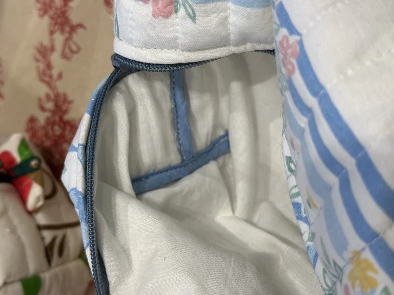 Grande trousse de toilette en tissus recyclés - Image 5