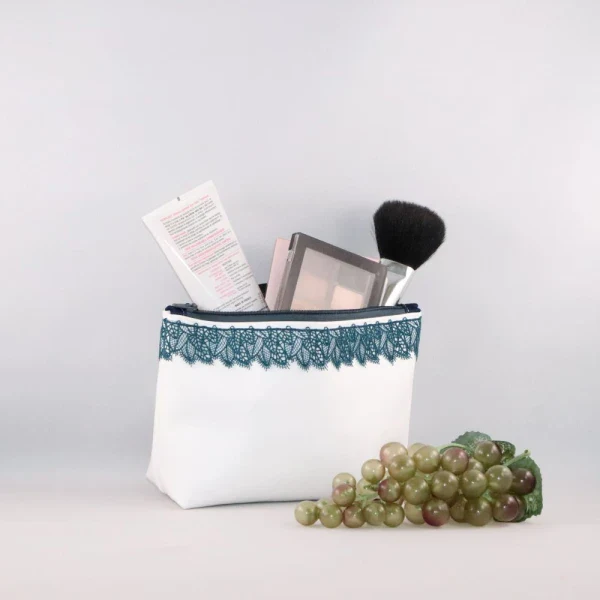 Grande trousse triangle en alter-cuir de raisin - Image 5