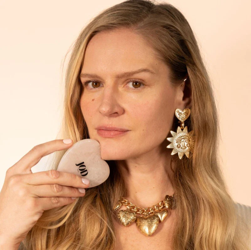 Gua Sha en Quartz Rose “Cœur de Pierre” - Image 8