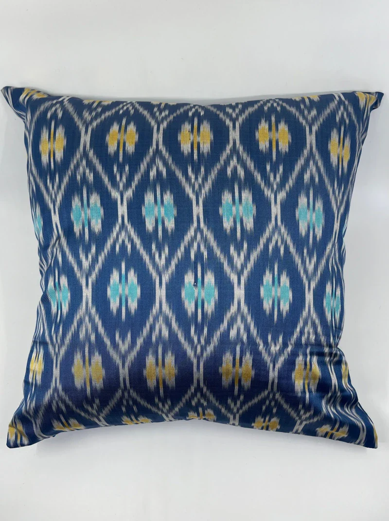 Housse de coussin en soie bleue et jaune - Image 7
