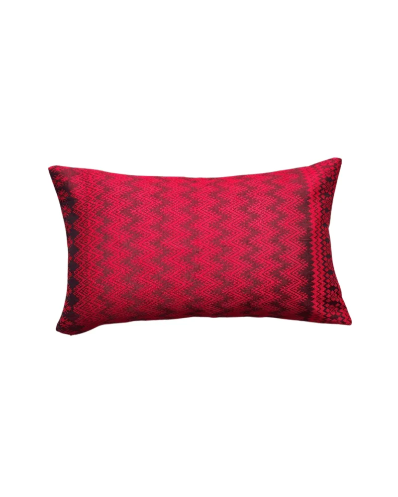 Housse de coussin Kachin bordeaux et rouge - Image 4