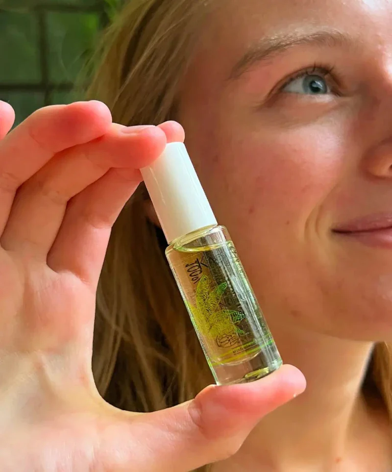 Huile Précieuse Nutritive Bio à la Banane Verte 5ml - Image 4