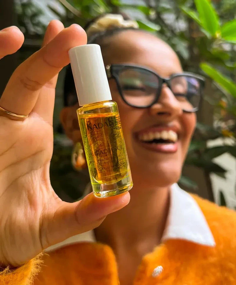 Huile Précieuse Radiance Bio à la Banane Jaune 5ml - Image 4
