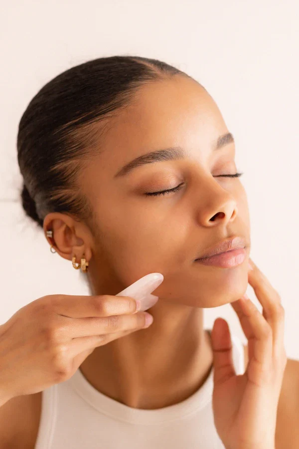 Kit Roller et Gua Sha - Quartz Rose - Image 2