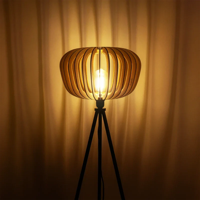 Lampadaire en bois design sur trépied - Agathe - Image 4