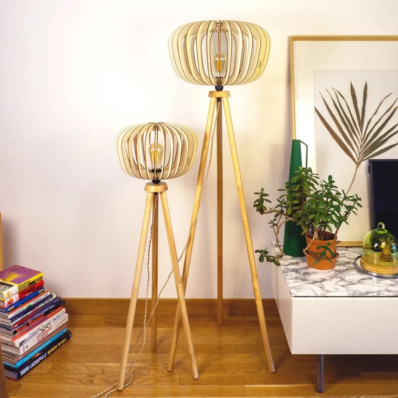 Lampadaire en bois design sur trépied - Agathe - Image 7