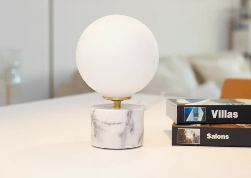Lampe à poser - Globe en verre Vintage Opaline et Base en marbre - Laura - Image 8
